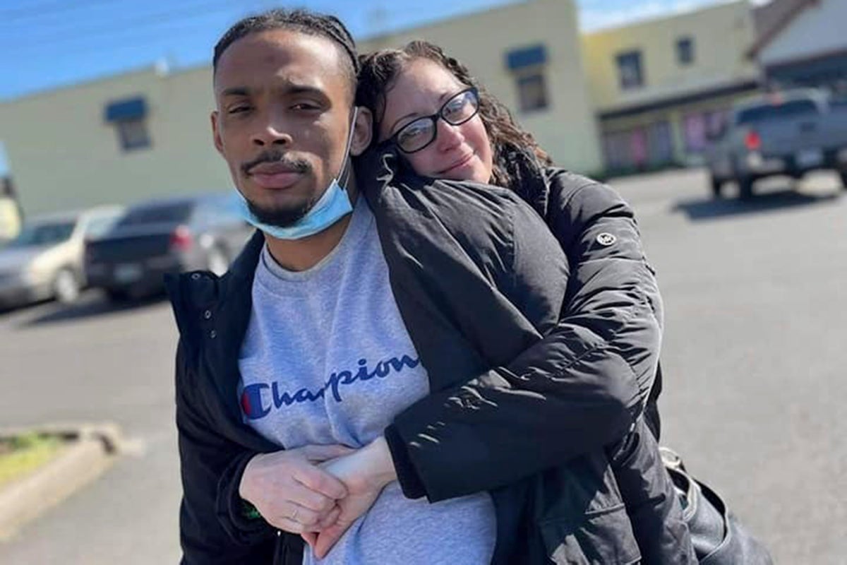 Lawsuit from family of Black man killed by police in Oregon provides ...