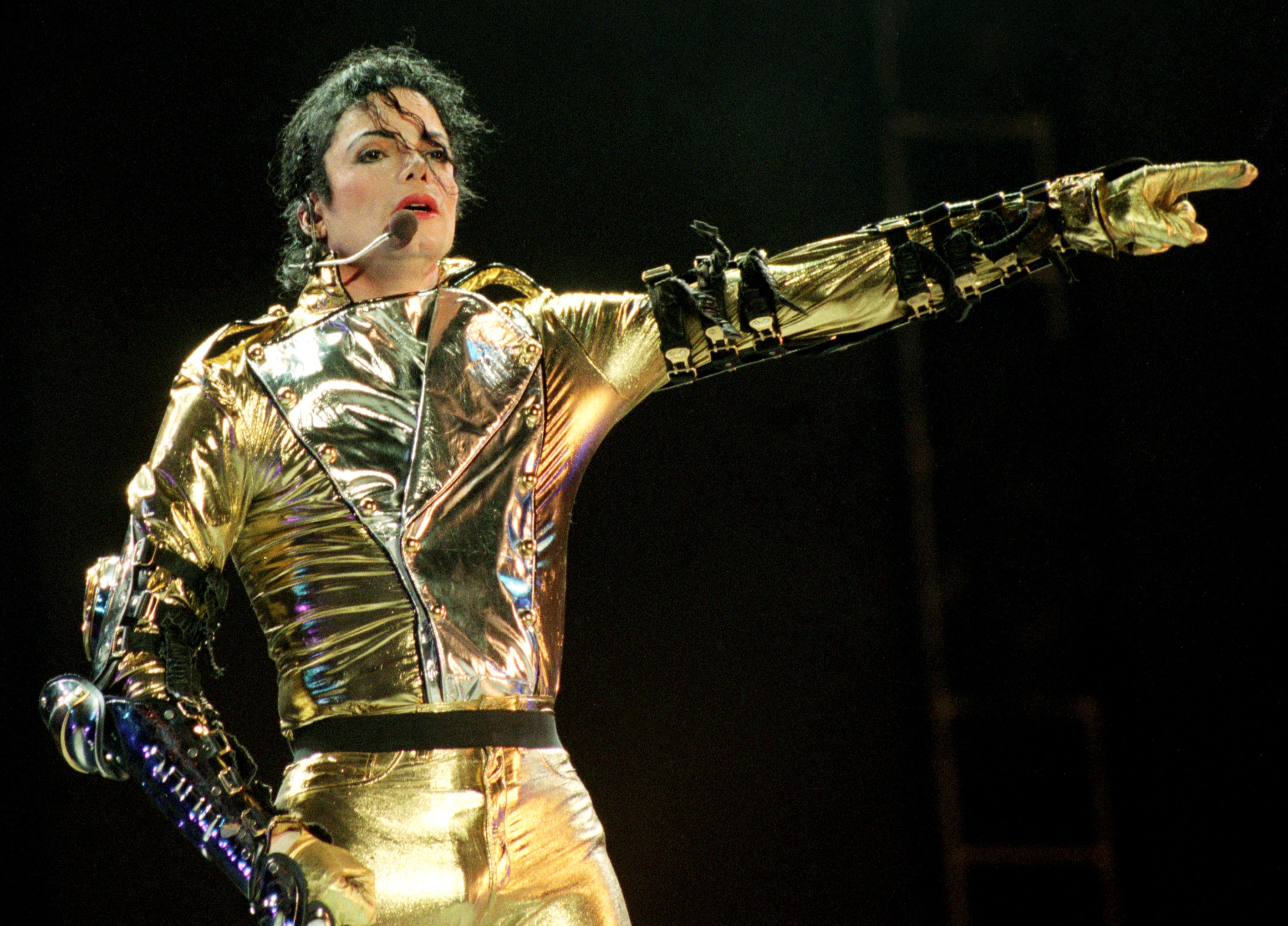 Michael Jackson performs during his HIStory tour in 1996