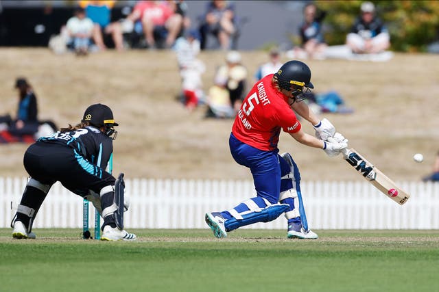 <p>Heather Knight scored her second 50 of the series as England continued a strong start to their tour of New Zealand </p>