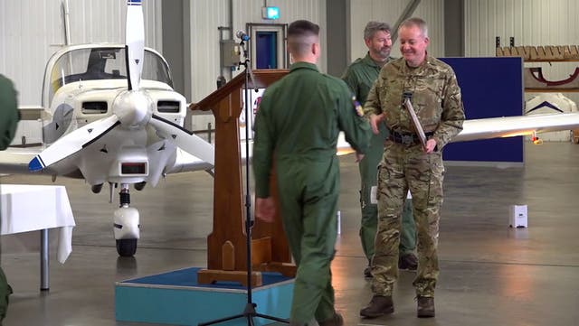 <p>First Ukrainian pilots pass-out from training in Britain.</p>