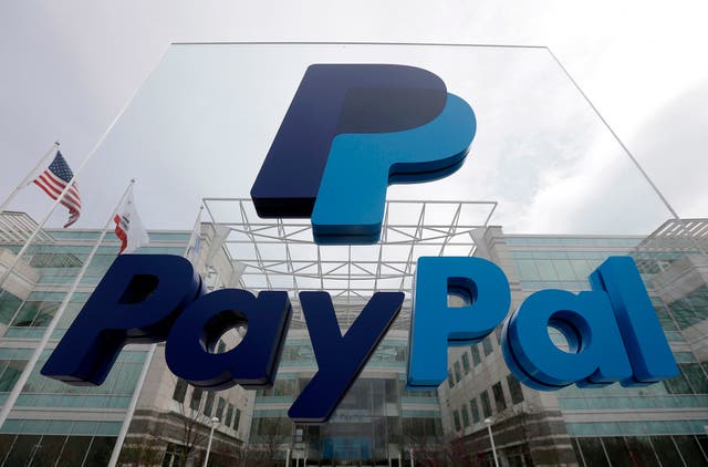 <p>Online payments giant PayPal has announced it will be launching a new advertising platform, driven by the shopping trends data of its customers </p>