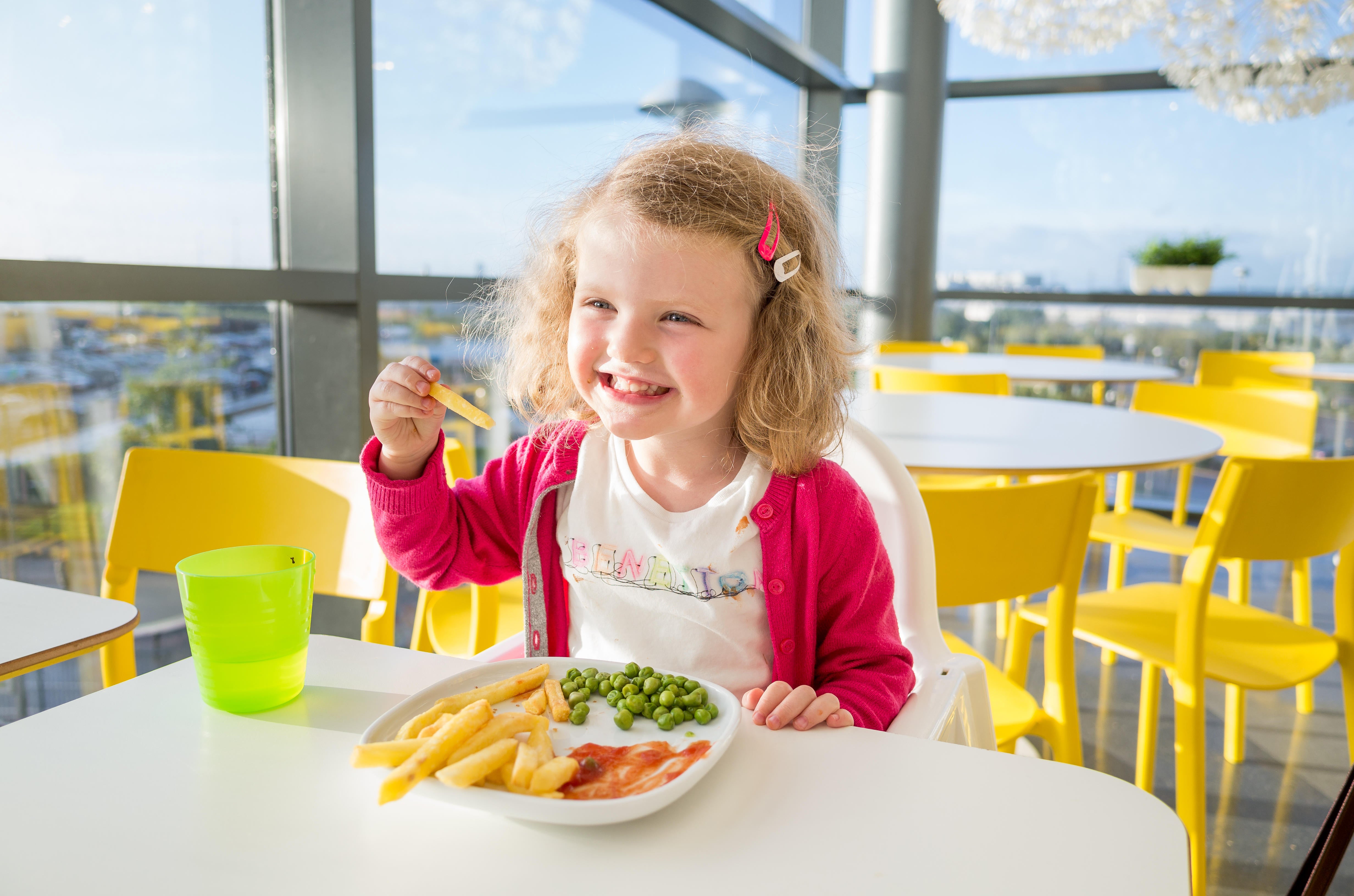 See a list of restaurants offering children free meals below