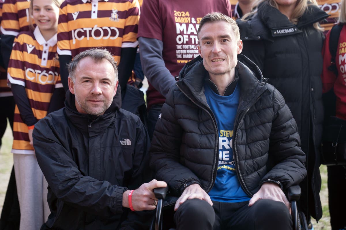 March of the Day: Former players join fight against MND with long distance walk