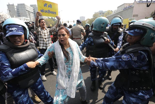 <p>Protest against the arrest of Arvind Kejriwal</p>