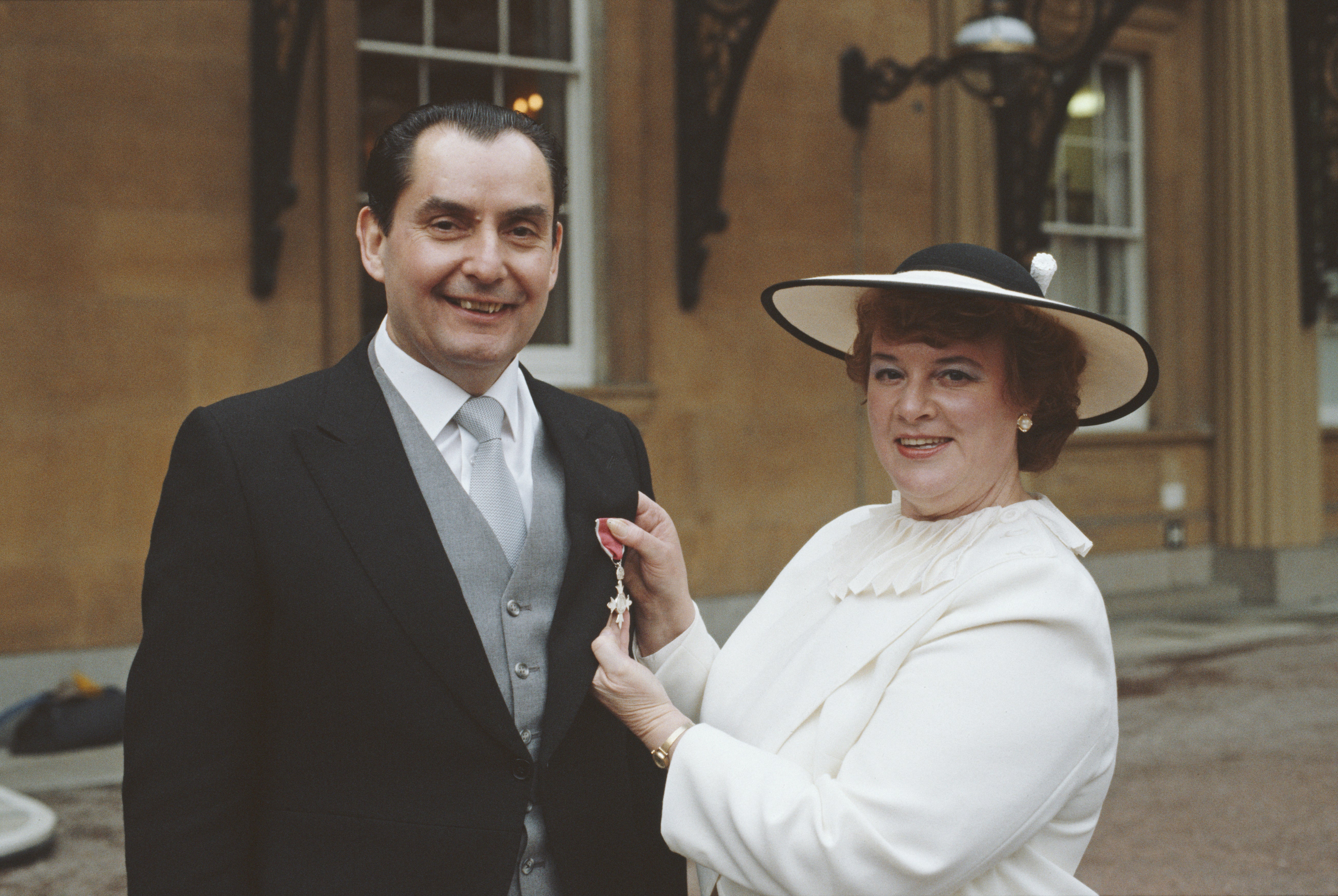 Reardon, pictured with his wife Sue, was awarded an MBE in 1985 for services to snooker