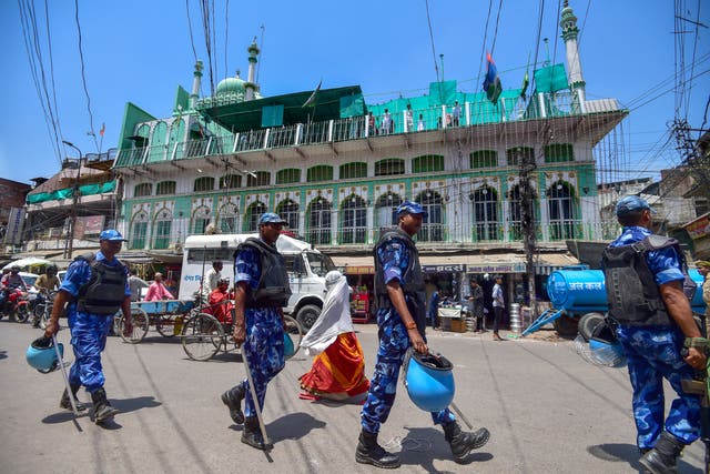<p>File: Security personnel patrol outside the Jama Masjid during the last Friday prayers of the holy fasting month of Ramadan, in Prayagraj, Uttar Pradesh </p>