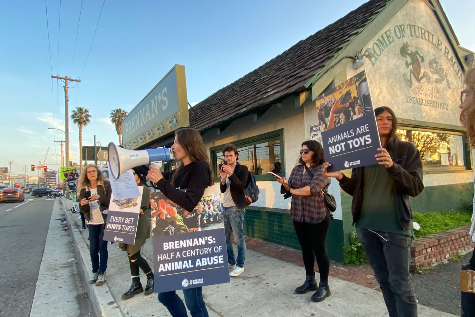 Animal rights protesters outside Brennan’s Pub in Los Angeles