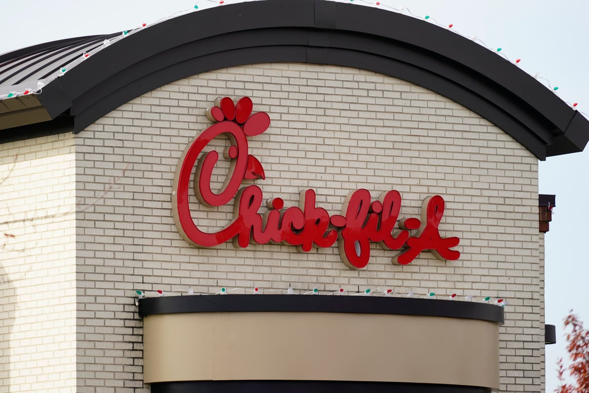 How a popular US fast food restaurant is trying to keep teenagers away