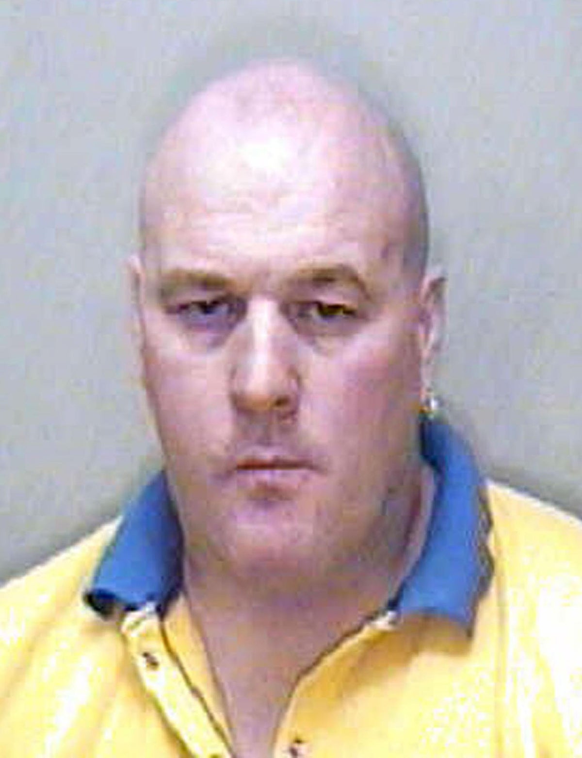 Notorious crime boss behind murder of innocent couple loses challenge over escape risk