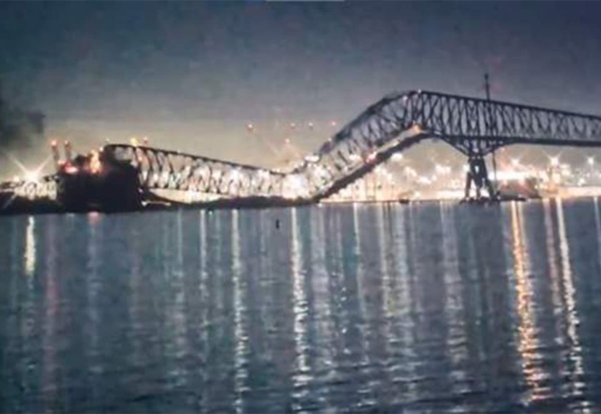 انهيار جسر بالتيمور كوزواي – الأحدث: اصطدام سفينة ضخمة بجسر في النهر مع المشاة