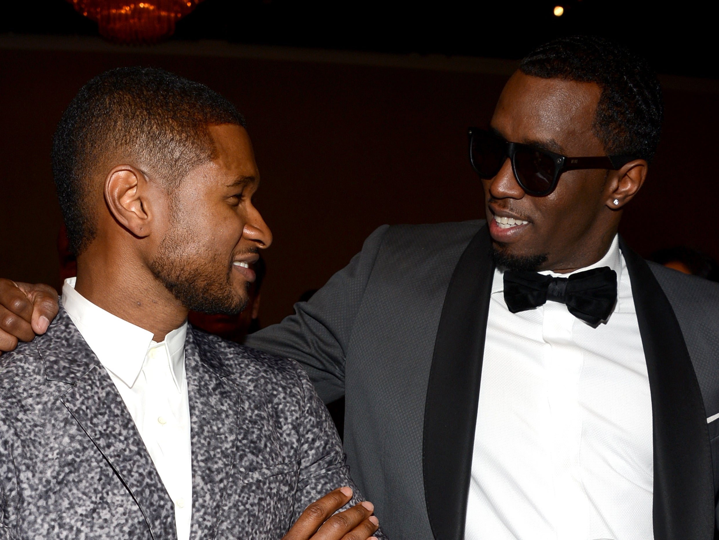 Usher và Diddy tại bữa tiệc trước lễ trao giải Grammy vinh danh LA Reid, 2013