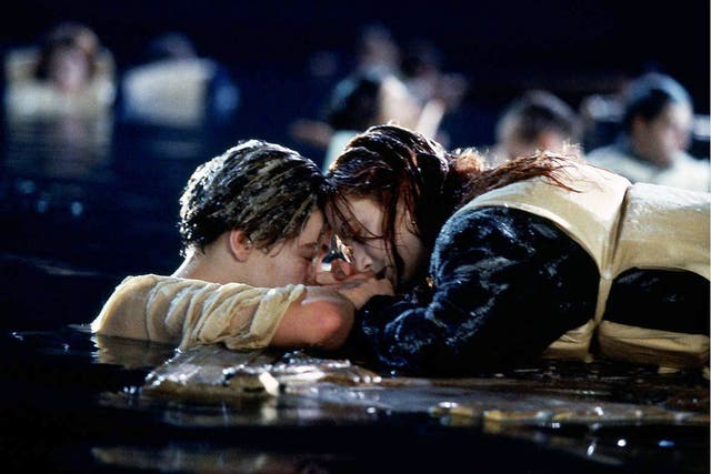 <p>Kate Winslet’s Rose lying on the floating door in ‘Titanic’, while Leonardo Di Caprio’s Jack clings to the side</p>