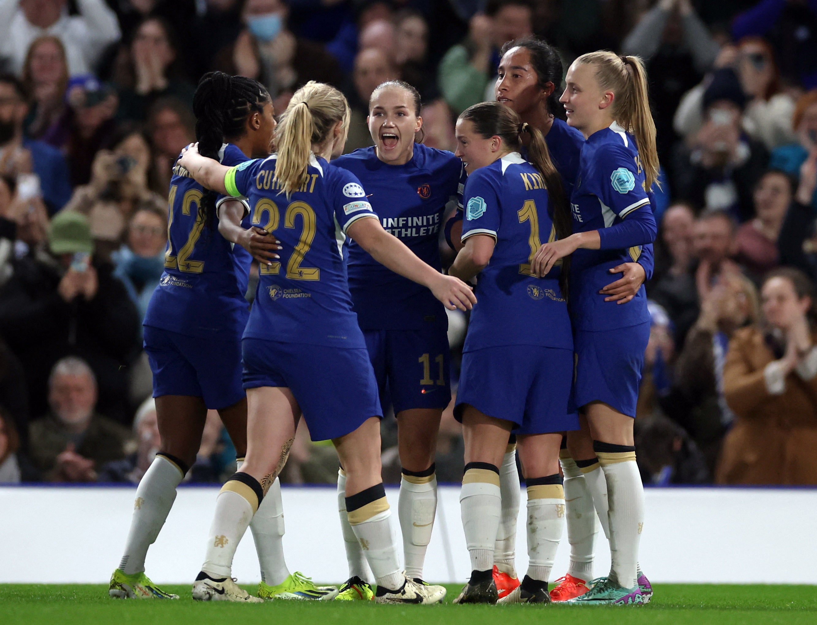 Chelsea returned to the Champions League semi-finals with a 4-1 aggregate win over Ajax