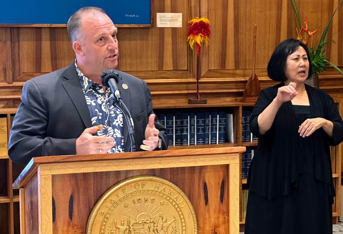 Hawaii says 30 Lahaina fire survivors are moving into housing daily but 3,000 are still in hotels