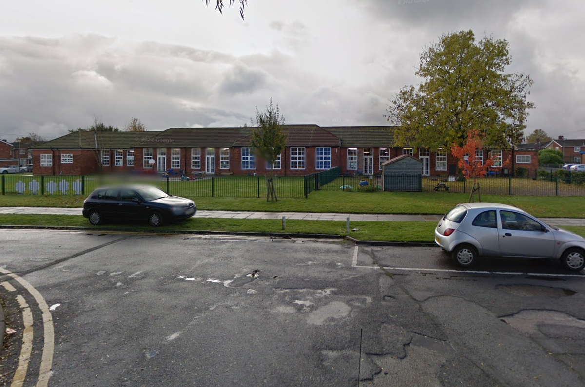 Middlesborough primary school put ‘on lockdown’ as armed police descend on estate