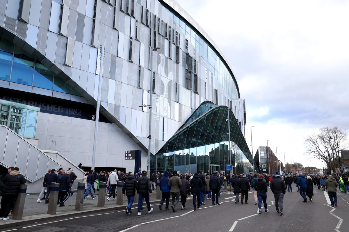 Premier League forced to apologise after Tottenham fixture moved