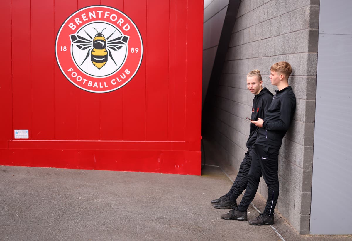 Brentford vs Manchester United LIVE: Premier League team news, line-ups and more today