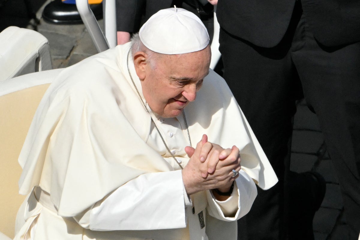 Watch live as Pope Francis leads Easter Mass at the Vatican