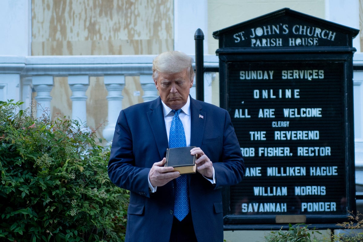 Did Trump go to church on Easter Sunday?