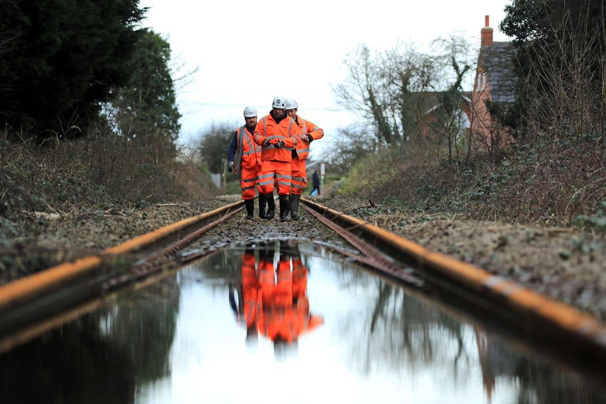 Network Rail ramps up spending on protecting railway from climate change