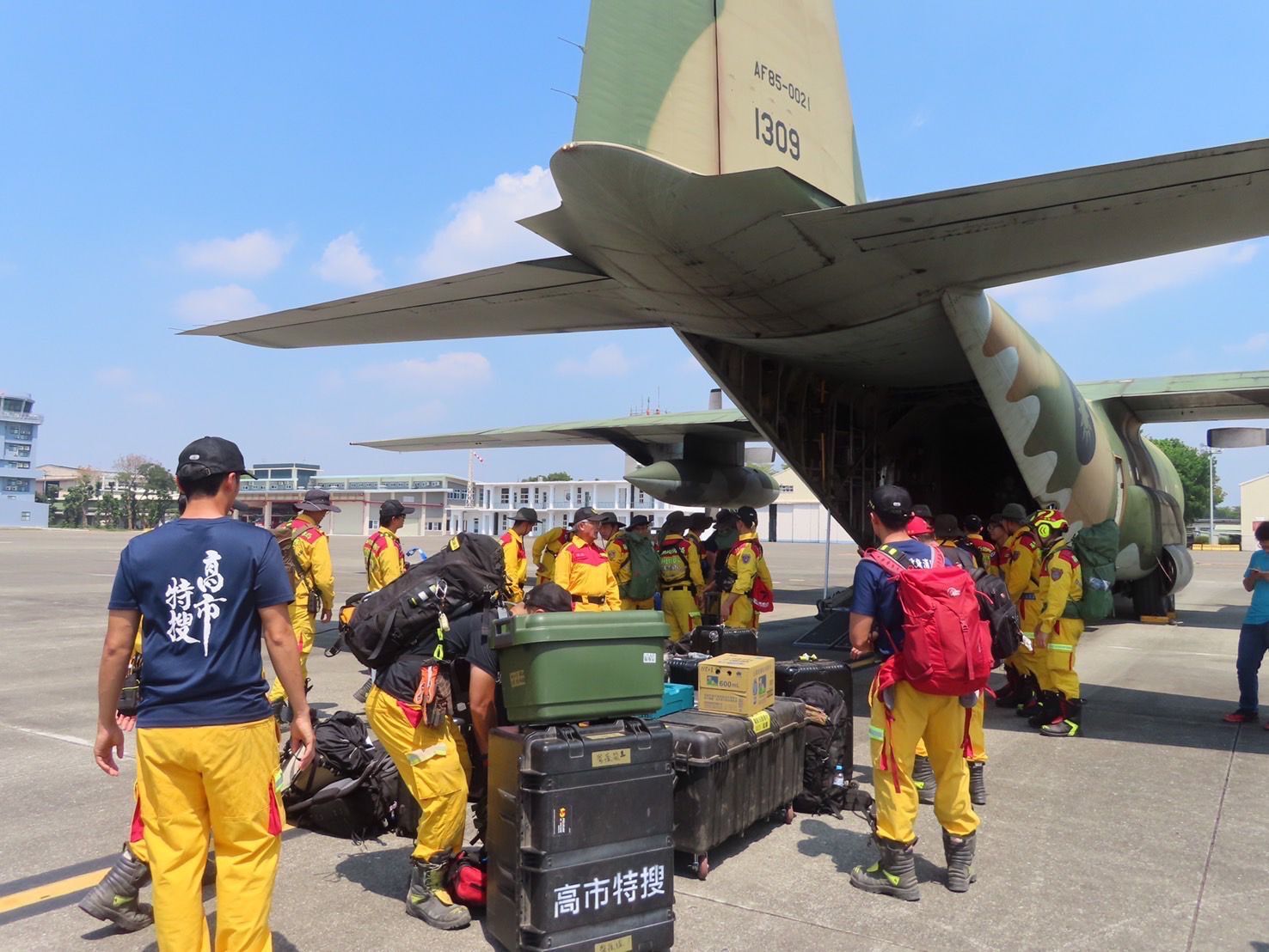 Taiwan’s air force sent C-130 aircraft to carry out disaster relief operations