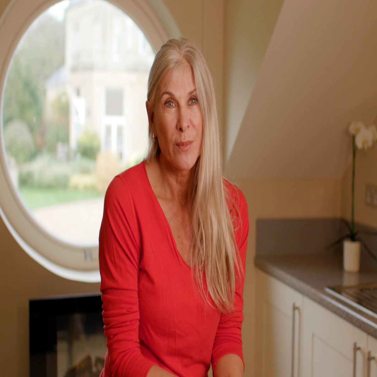 Swimming legend Sharron Davies: At 61 I can still beat my 17-year-old rugby  player son in core exercise | The Independent