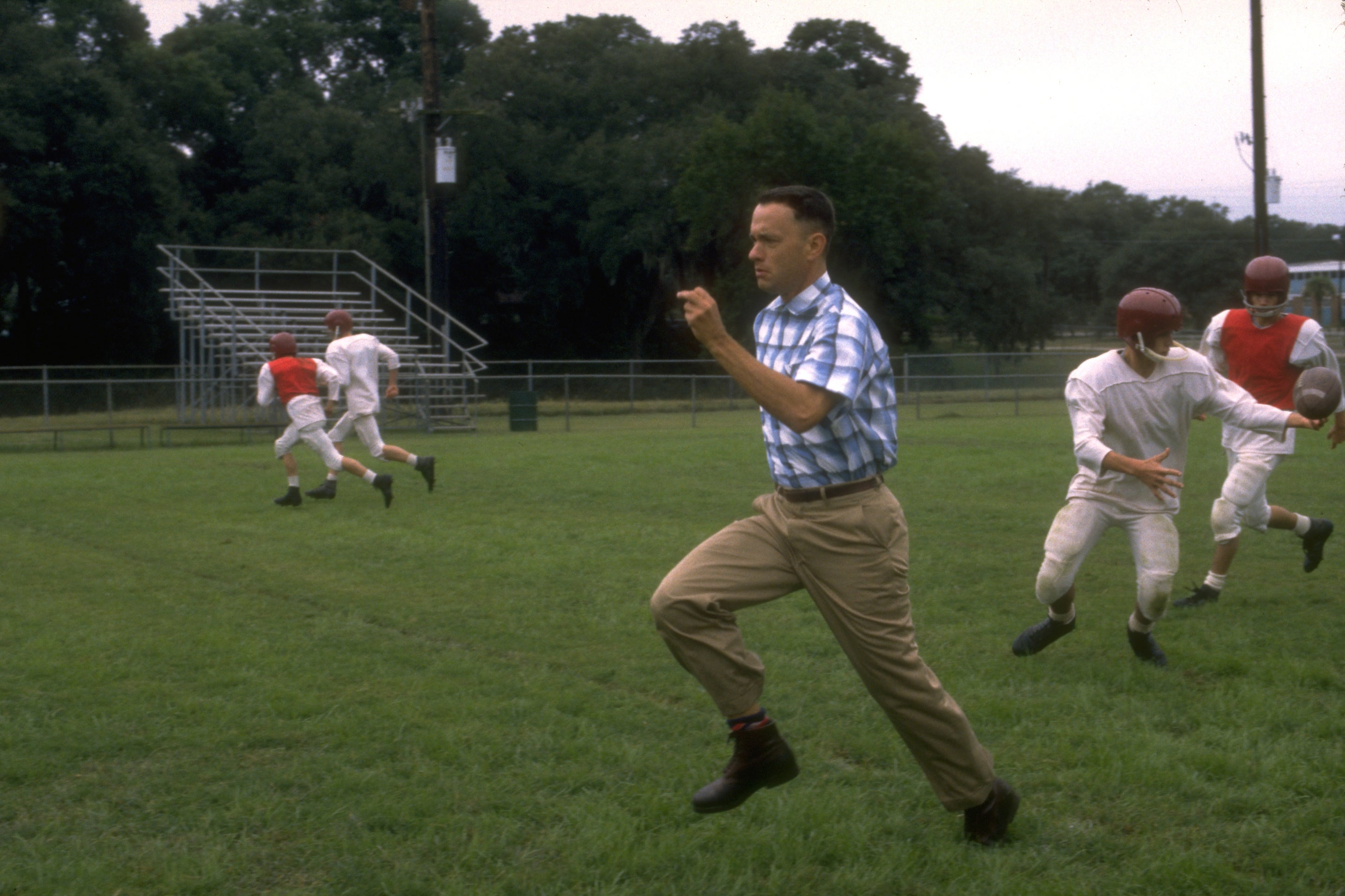 ‘Run, Forrest, run!’: Hanks as the fleet-footed fisherman in Robert Zemeckis’s comedy-drama