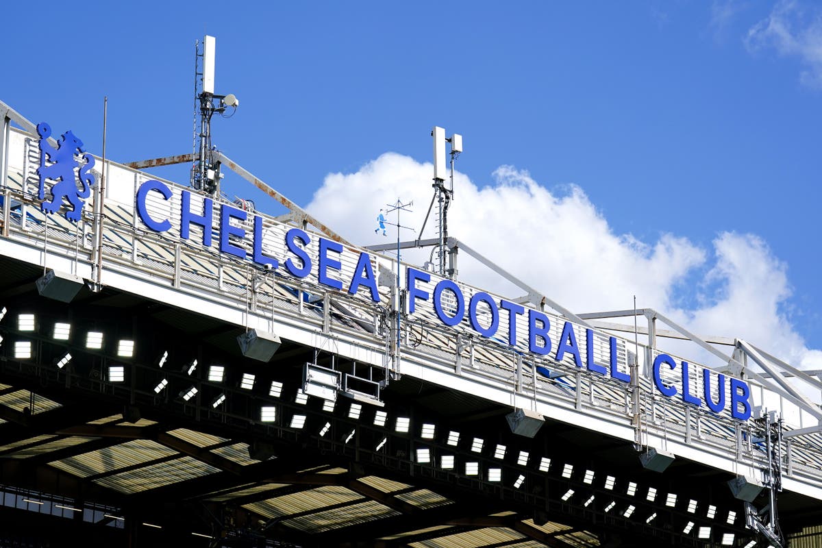 Chelsea vs Manchester United LIVE: Latest Premier League team news, line-ups and more tonight