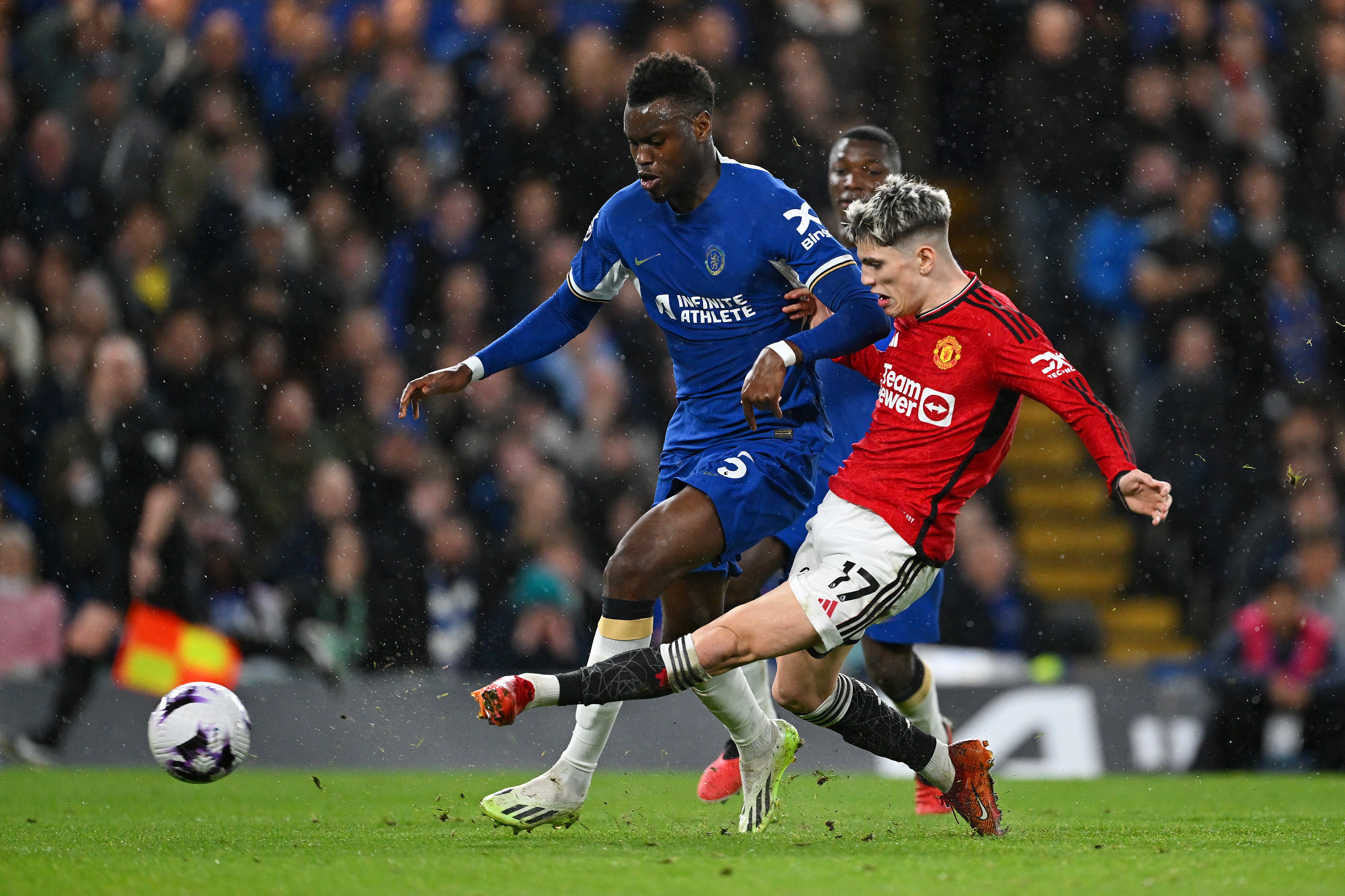 Chelsea vs Man Utd LIVE: Premier League latest score and goal updates as  Bruno Fernandes nets equaliser | The Independent