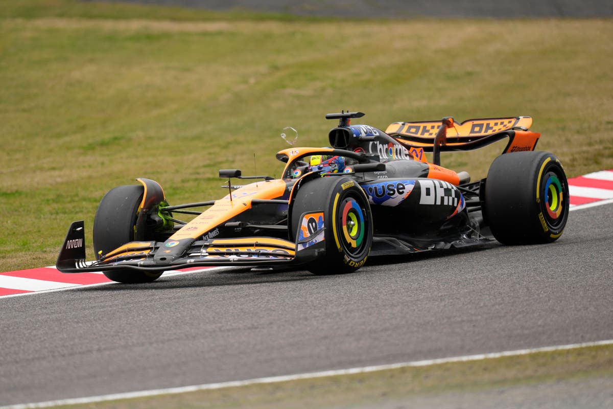 McLaren’s Oscar Piastri leads the way in rain-affected second practice ...