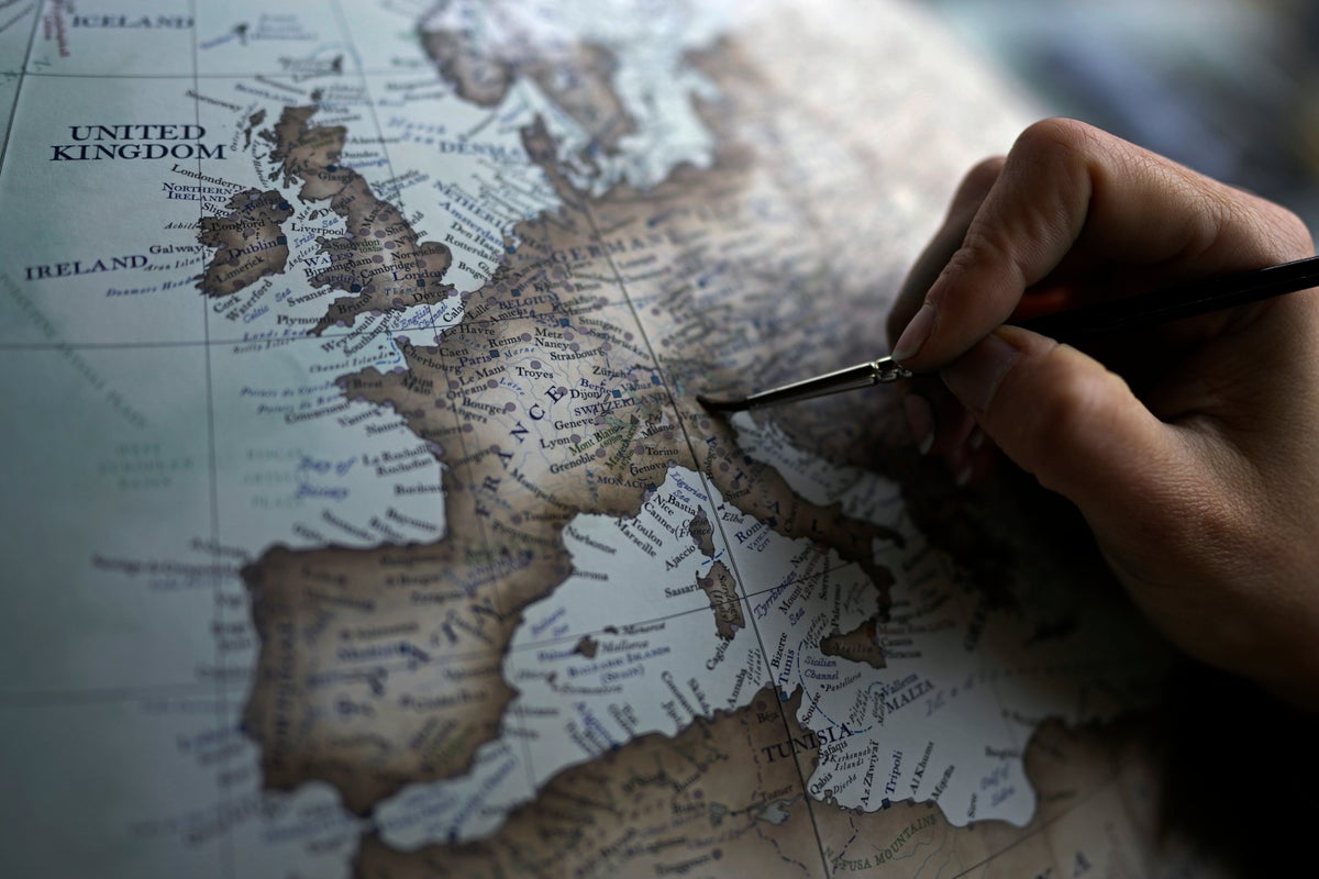 Even in the age of Google Earth, people still buy globes. Here's why they remain so alluring thumbnail