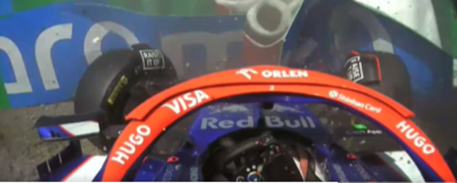 <p>Daniel Ricciardo crashes heavily into the tyre barrier in Japan</p>