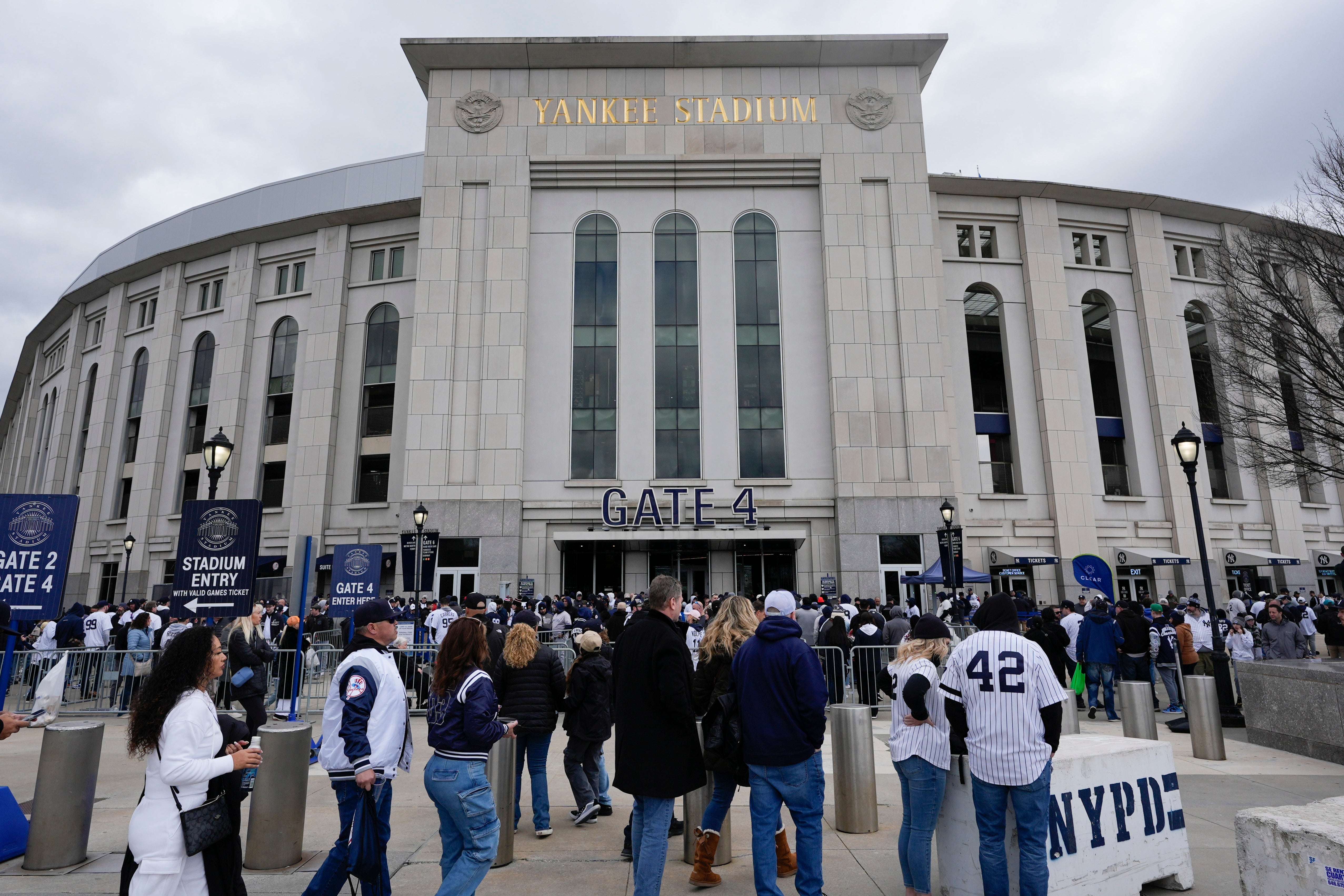 Blue Jays Yankees Baseball