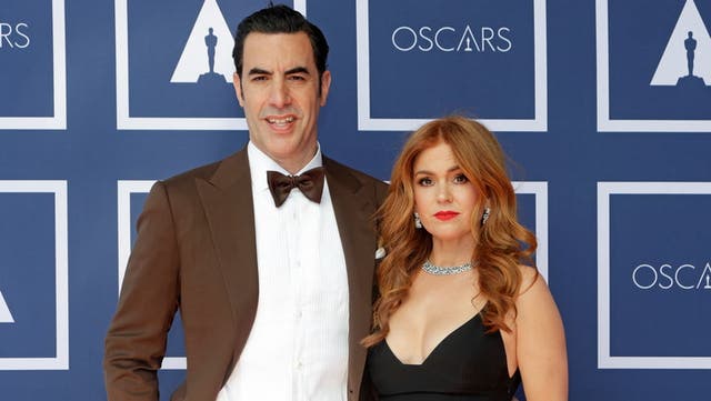 <p>Isla Fisher discusses Valentine’s Day plans with Sacha Baron Cohen in live TV interview.</p>