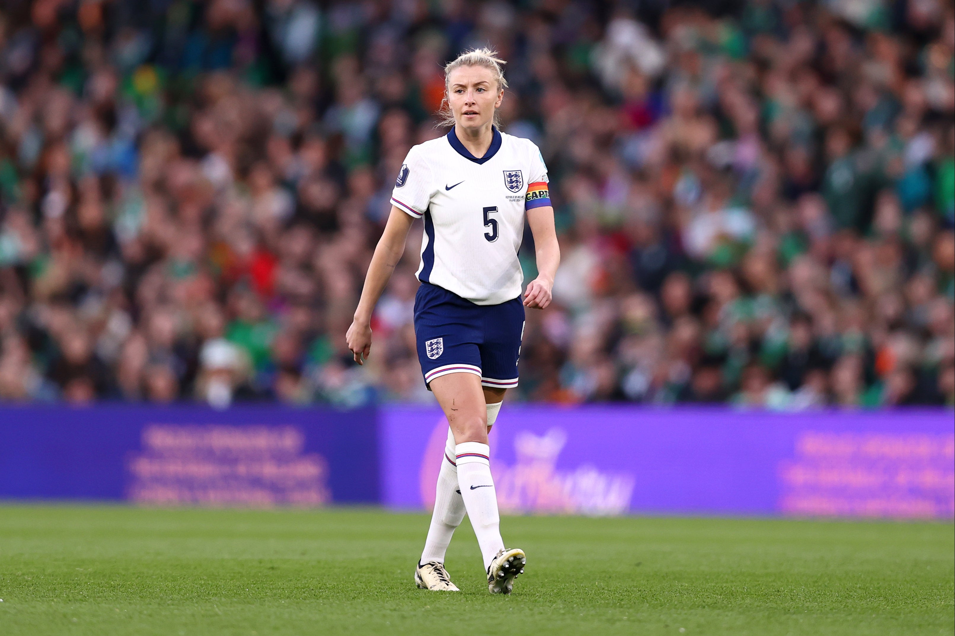 Leah Williamson made her return to the England starting side