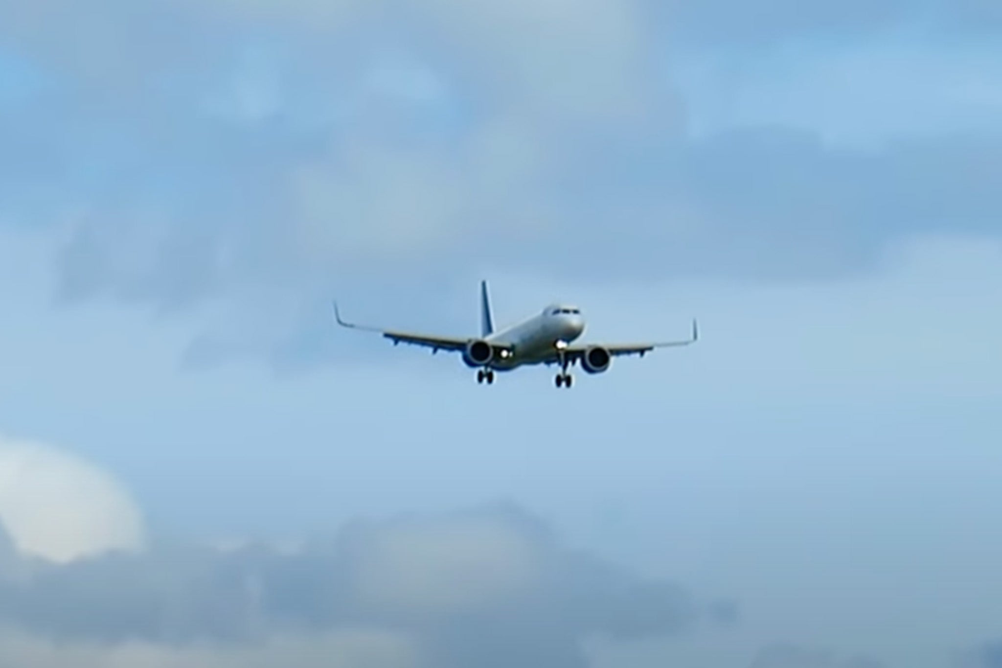 The footage shows several flights aborting landings