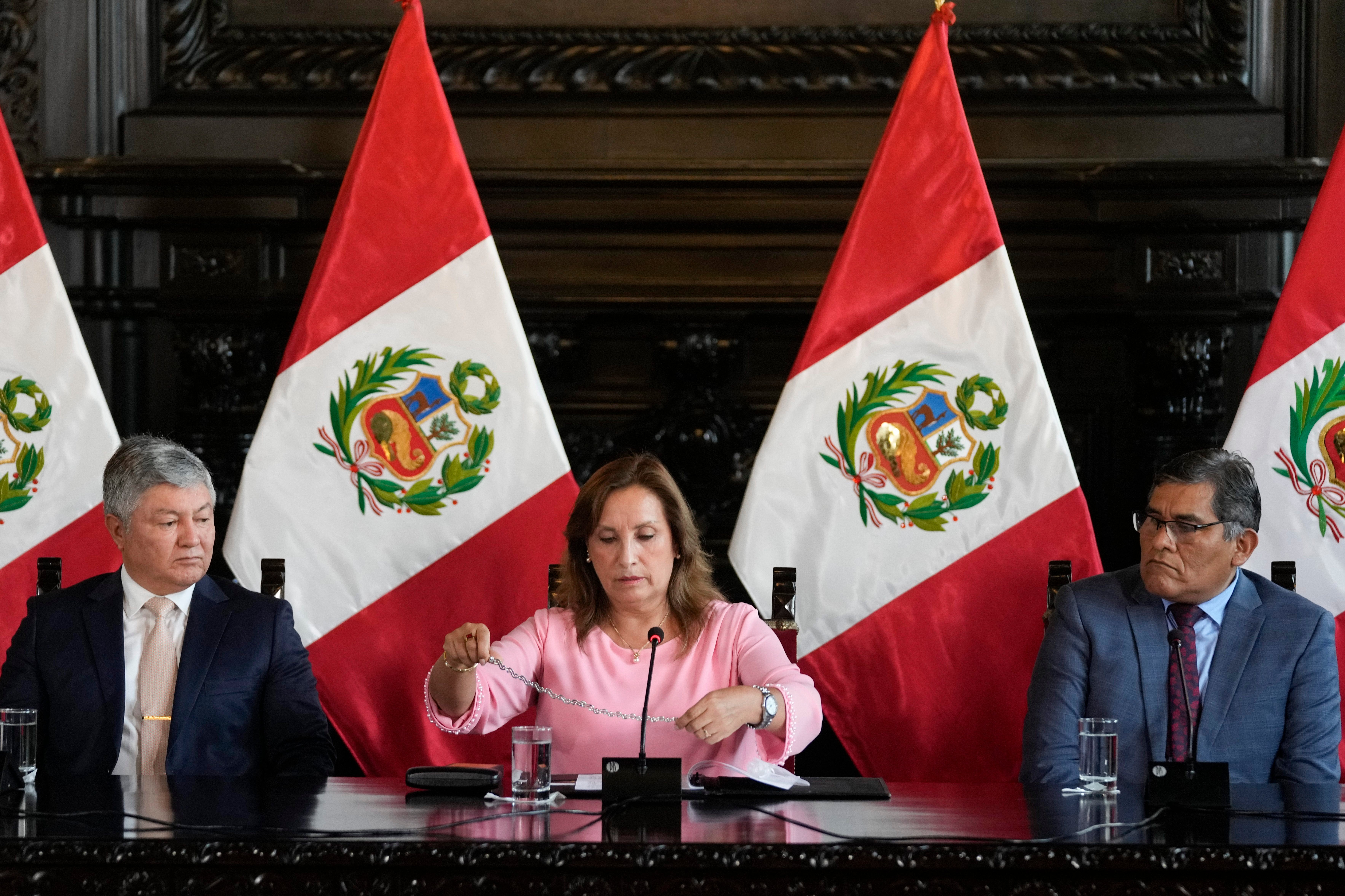 PERÚ-PRESIDENTA INVESTIGACIÓN
