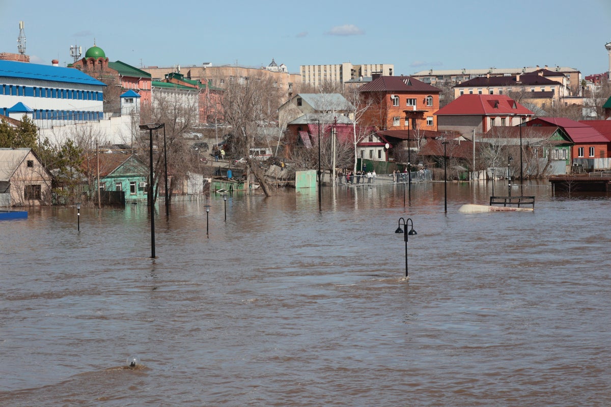 More evacuations in Russia and Kazakhstan as water levels rise ...