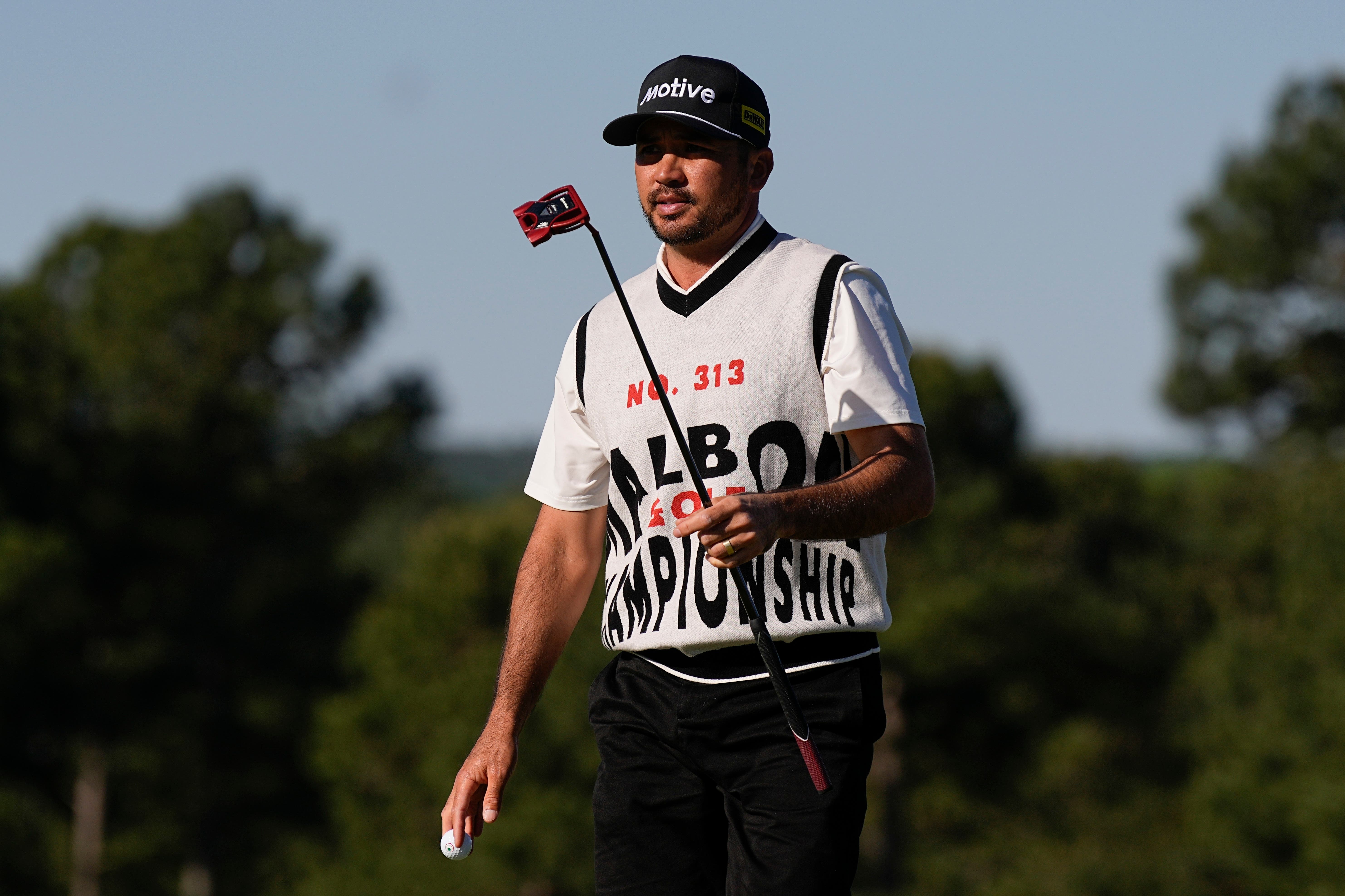 Wild prints, trendy wear are making the Masters the center of the golf fashion universe - Vimarsana News