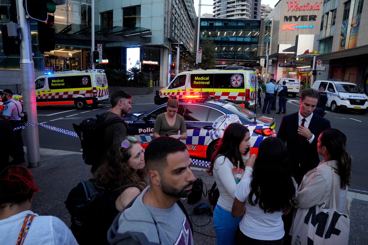 Watch scene outside Sydney Westfield after four people killed in shopping centre stabbing