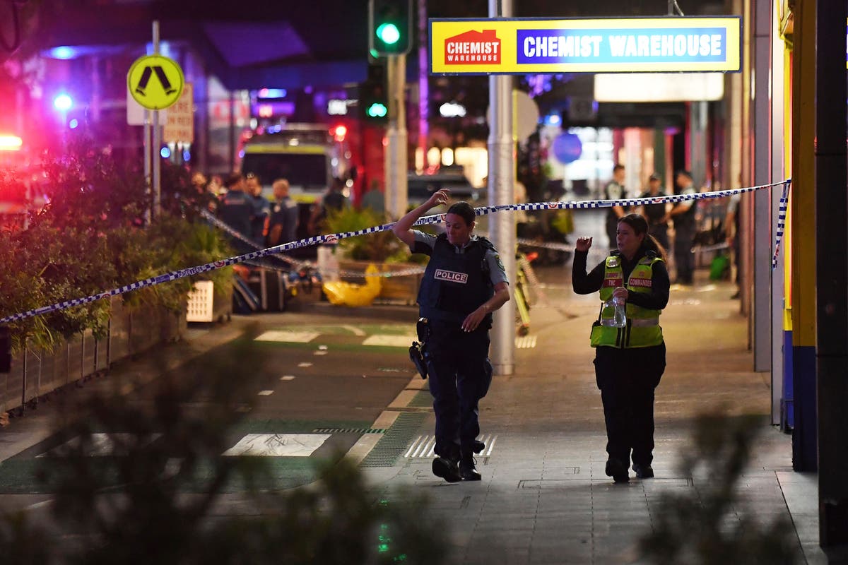 Sydney knife attacker shot dead by police after killing six at shopping centre