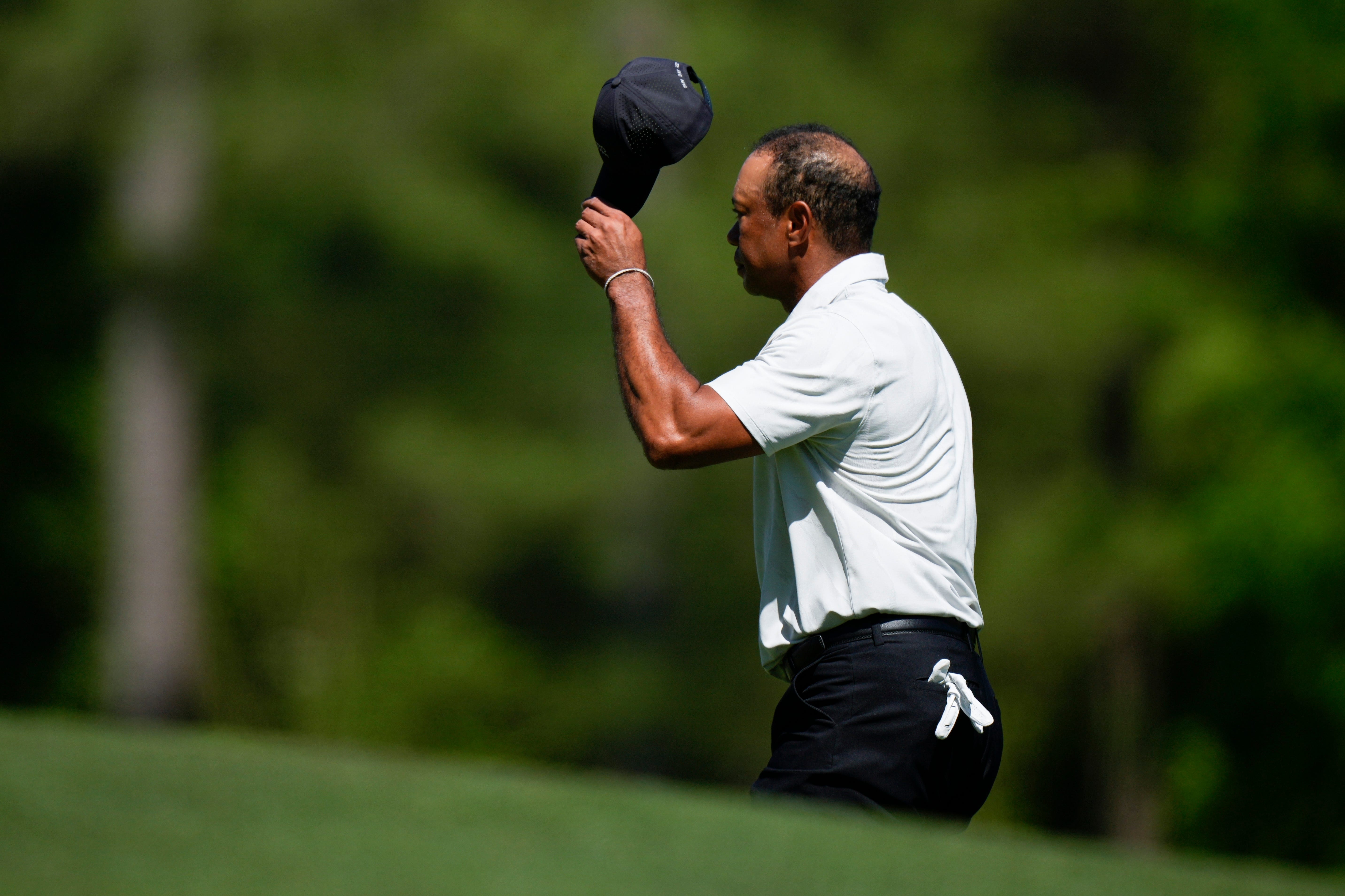 Tiger Woods endured a difficult day