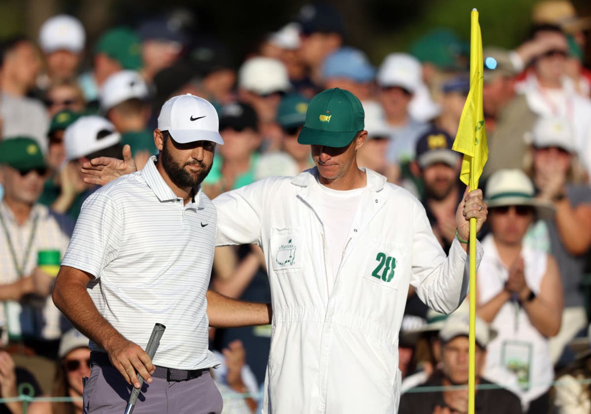 The Masters 2024 LIVE: Tabela de classificação e atualizações mais recentes com Scottie Scheffler na liderança antes da rodada final de domingo