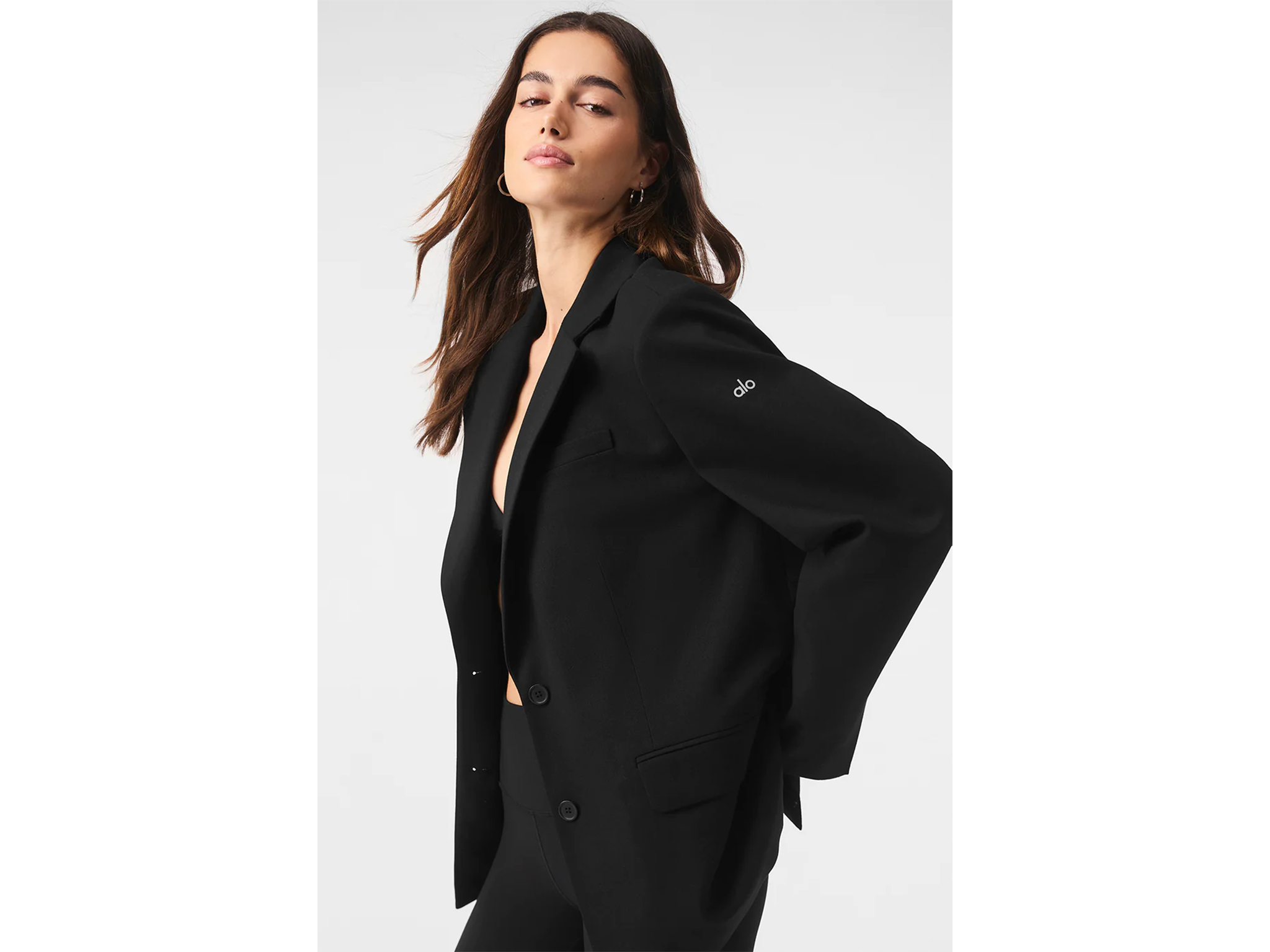 best spring jacket 2024 review indybest Alo Yoga first class blazer.