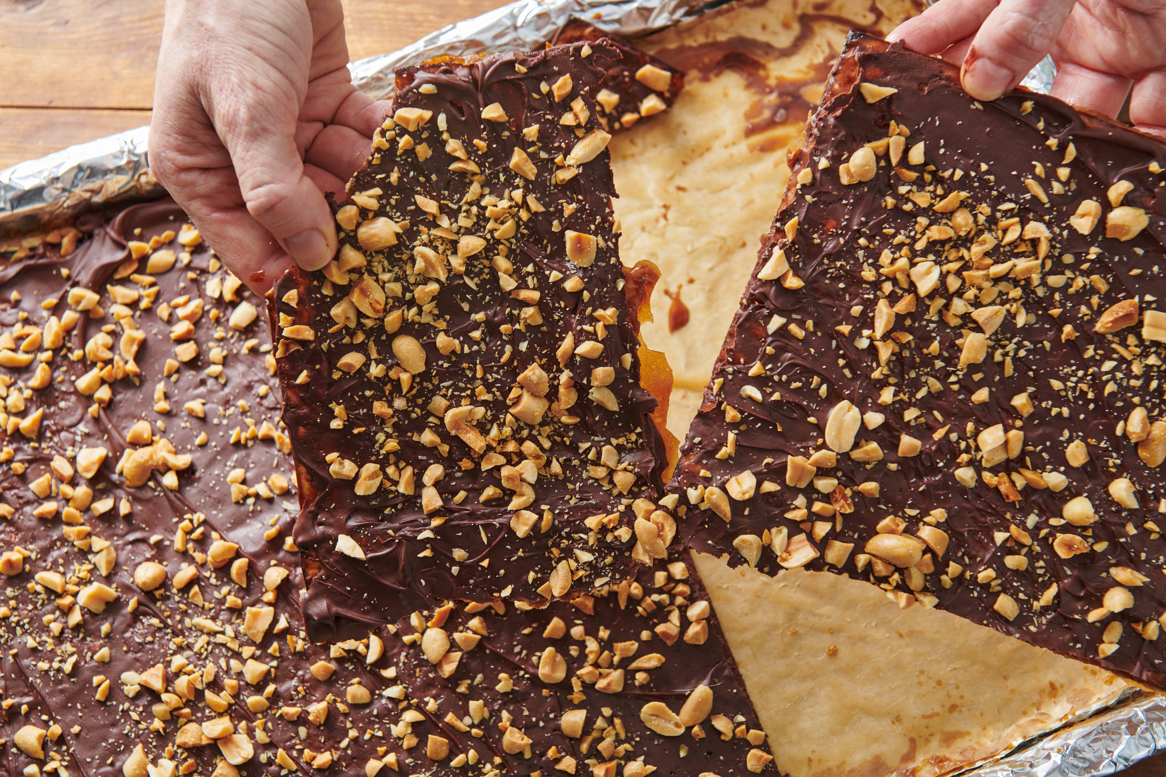 Chocolate-covered caramel matzo: The dessert recipe that has become a ...