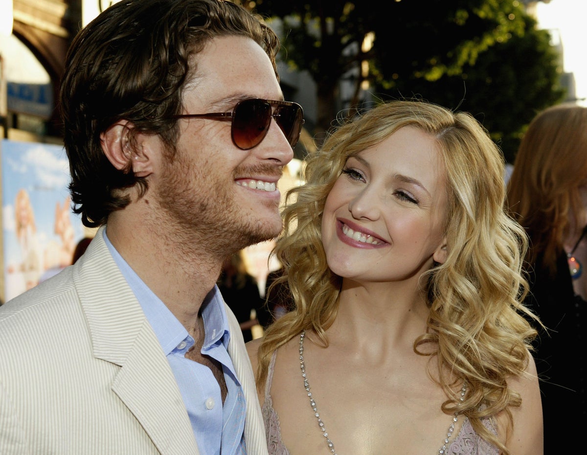 Kate Hudson defends brother Oliver from criticism over comments about childhood trauma