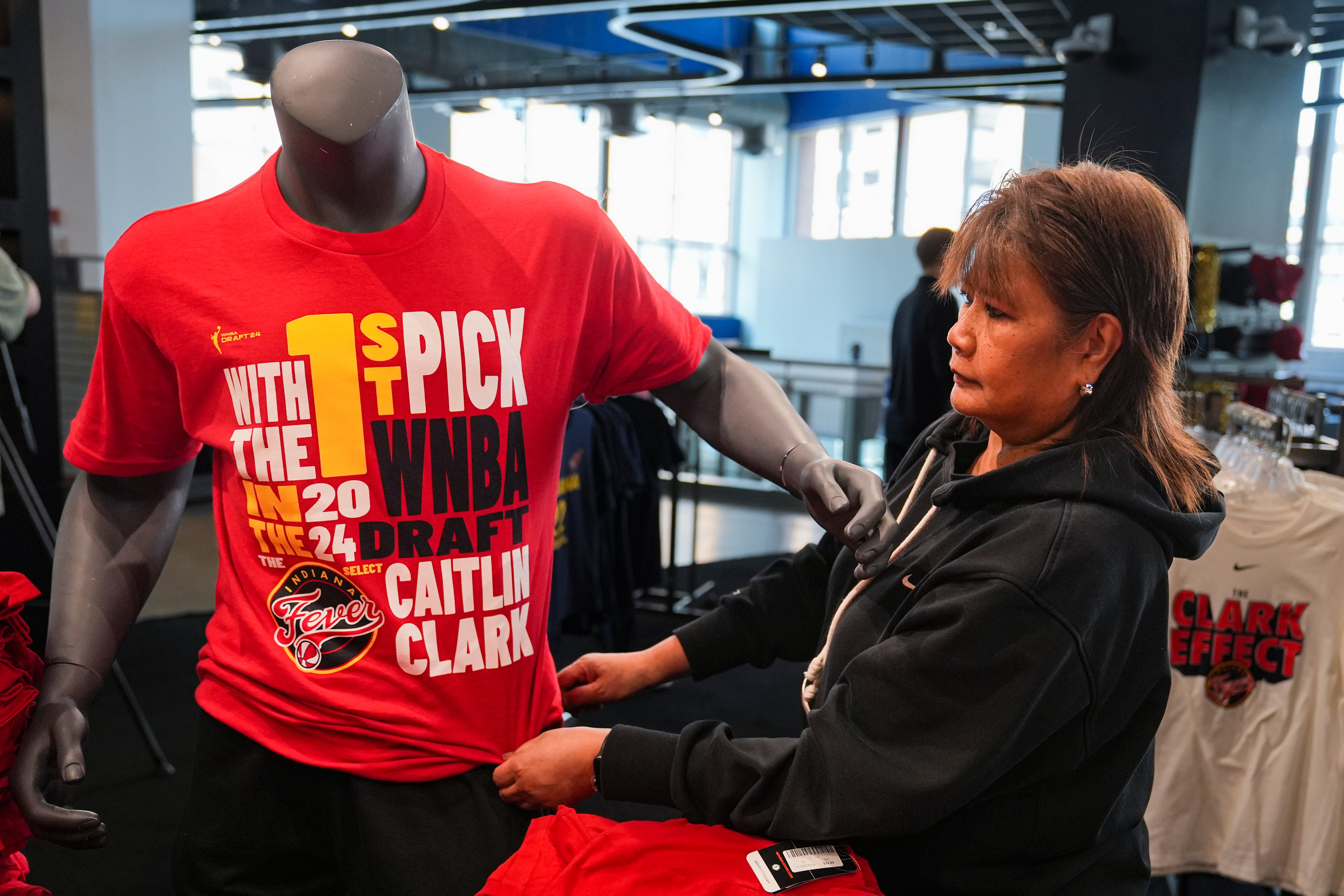 WNBA Fever Clark Basketball