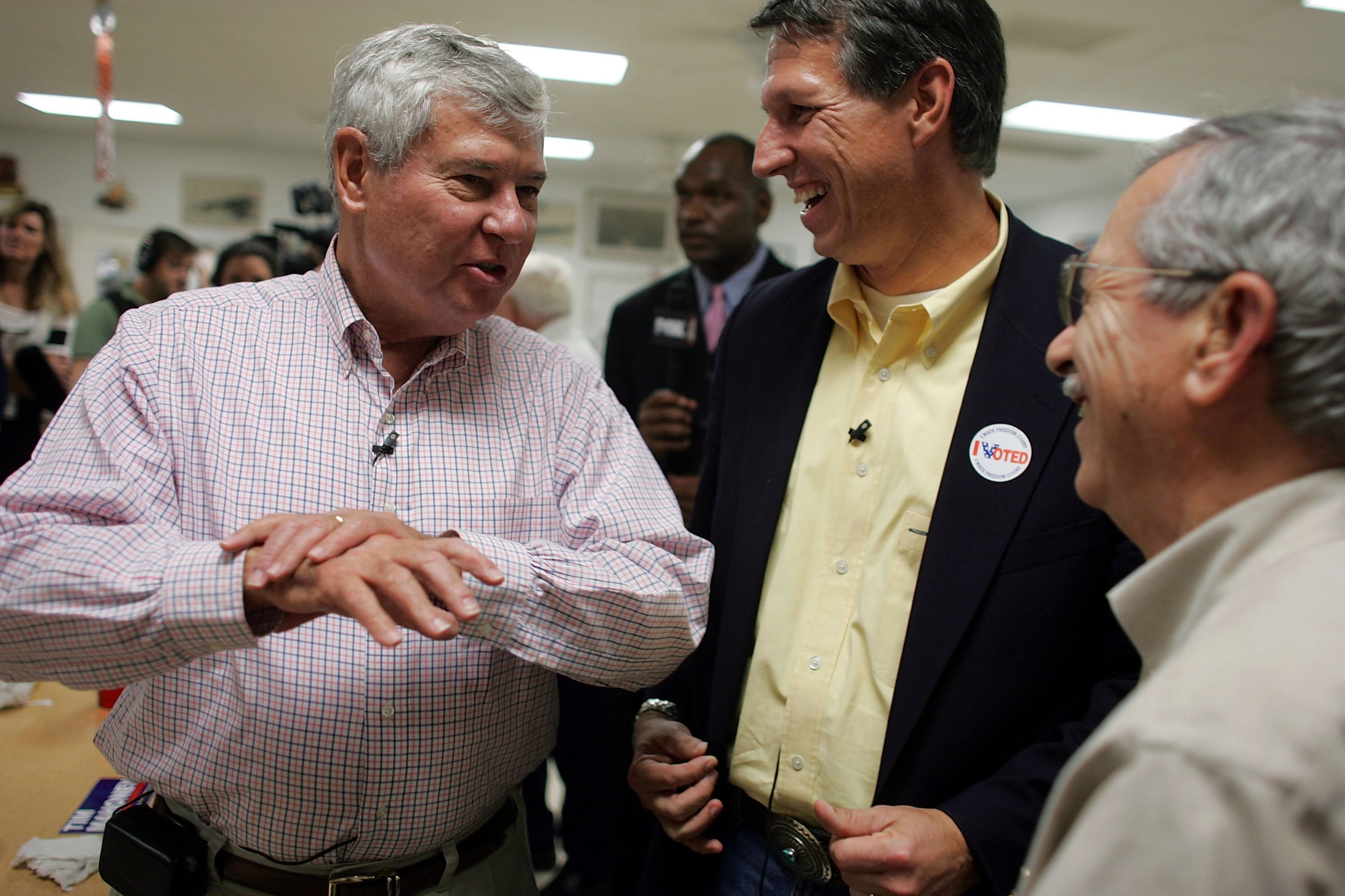 Having left the senate in 2005, Graham campaigned with Florida Democratic Congressional candidate Tim Mahoney at Brenda’s Diner on 3 November 2006 in Punta Gorda, Florida