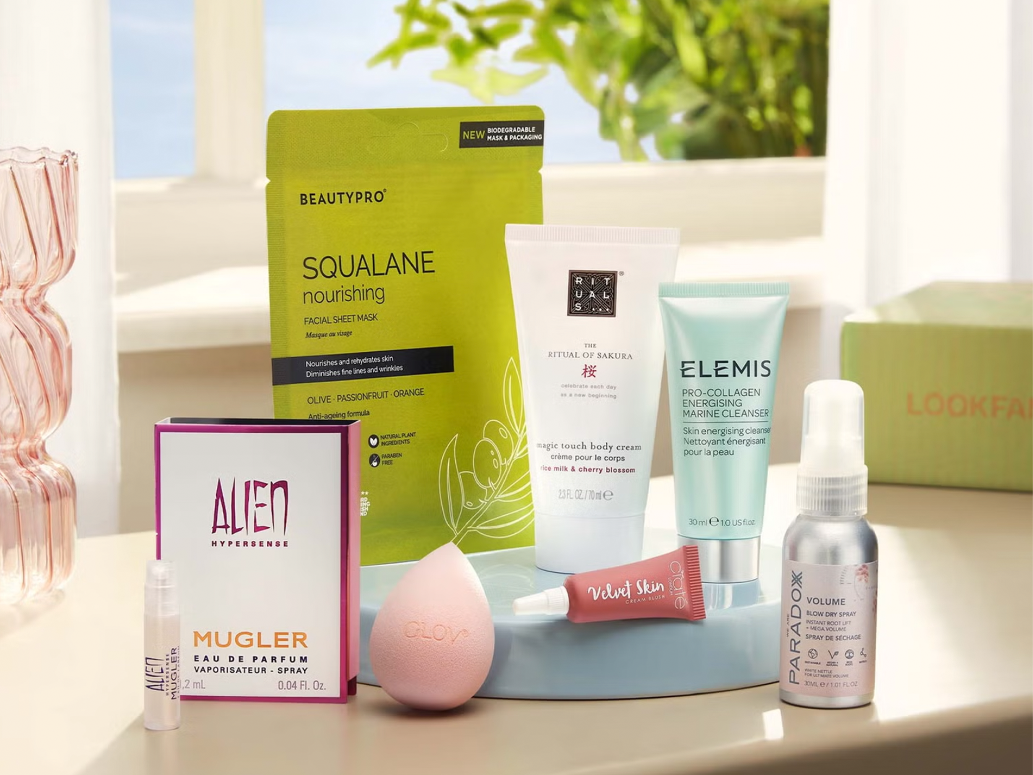 An example of one of the Lookfantastic beauty boxes