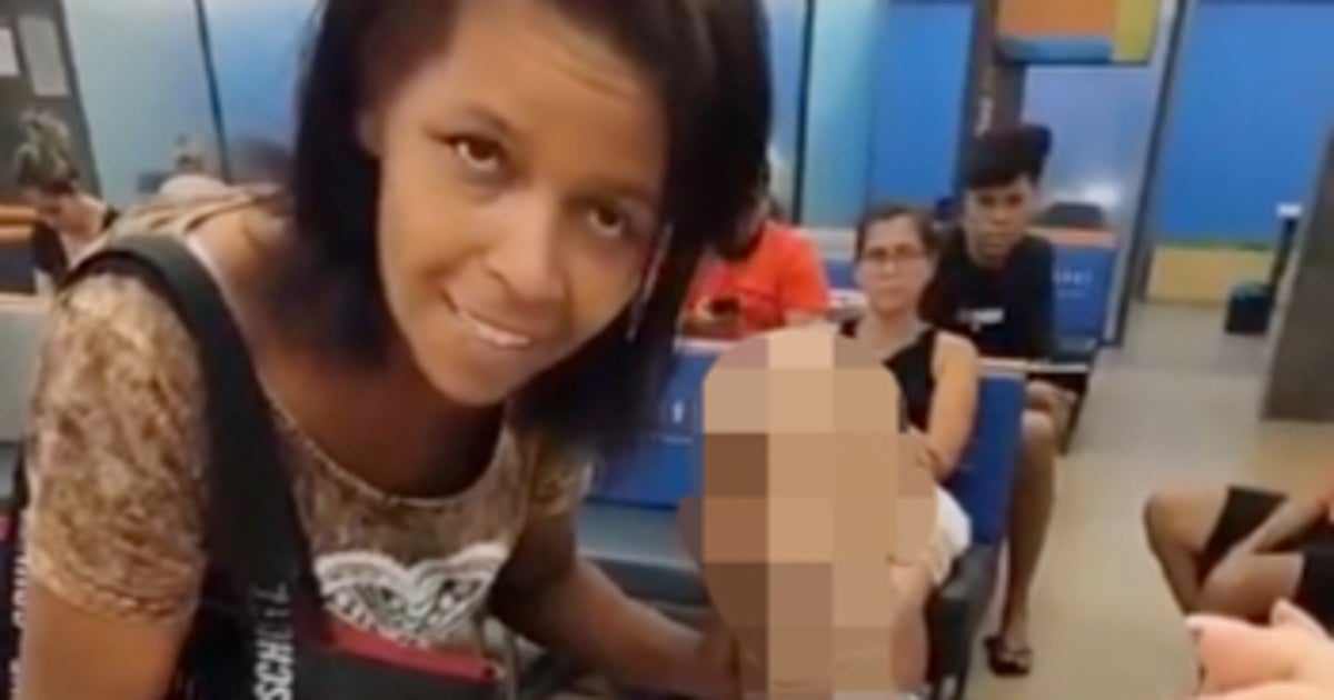 Woman arrested for wheeling corpse into bank to co-sign a loan | The Independent